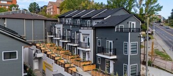 Designer Studio with City view