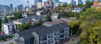 Steps to Downtown-Crescent Heights