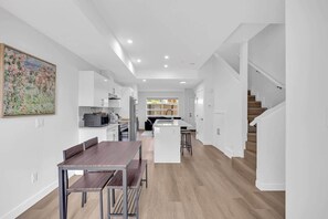 Interior - Modern Villa in the heart of Crescent Heights (Calgary)