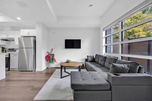 TV - City Center Get away (Calgary)