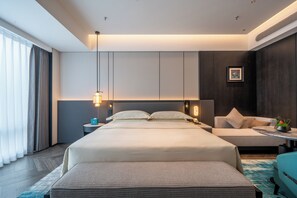 In-room safe, blackout drapes, soundproofing, iron/ironing board - Gauss Hotel GUANGZHOU (Guang Zhou Shi)