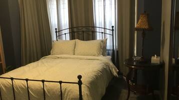 Bügeleisen/Bügelbrett, WLAN, Bettwäsche