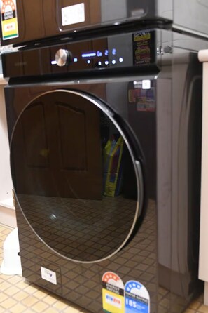 Unclassified image, 3 of 42, button - Spacious-Cozy Oversized Room in Leafy Strathfield (Strathfield)