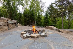 Property grounds - The Apex: Prestigious Tremblant Experience (Mont-Tremblant)