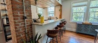 Historic Powhatan Retreat | Walk to Restaurants & Distillery