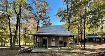 Spacious 1-Bedroom Cabin with Full Kitchen, Vaulted Ceiling & Outdoor Space