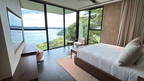 Strygejern/strygebræt, internetforbindelse, sengetøj