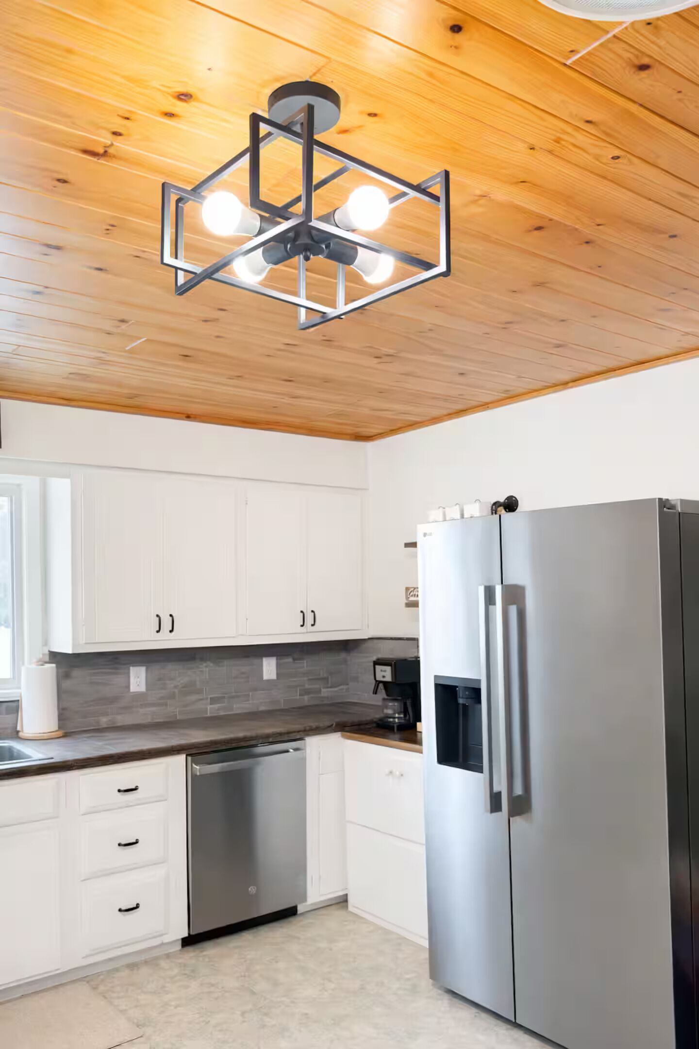 Réfrigérateur, four, plaque de cuisson, lave-vaisselle