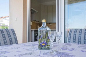 Outdoor dining - Holiday apartment with balcony (Biograd na Moru)