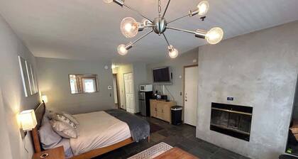 The Meadows Modern Suite Deck & Garage Parking