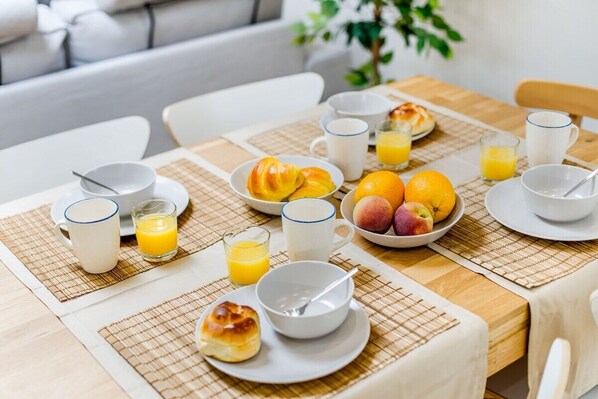 Dining - Espinho Beach 4 Stays with Terrace (Espinho)