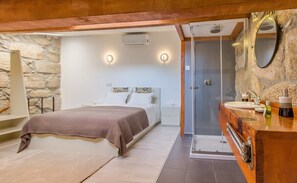 2 bedrooms, desk, iron/ironing board, Internet - Gaia Stone House (Vila Nova de Gaia)