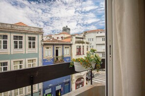 Interior - Santa Catarina Modern Flat (Porto)