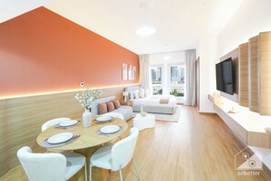 Interior - Vibrant Luxury Studio Emirates Gardens Dubai (Dubai)
