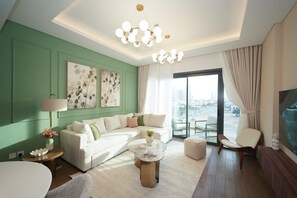 Interior - City Walk Gem: Cozy 1BR With Balcony (Dubai)
