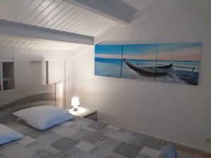 2 chambres, fer et planche à repasser, accès Internet, draps fournis