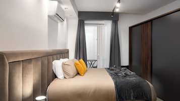 Iron/ironing board, free WiFi