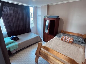 2 chambres, fer et planche à repasser, Wi-Fi, literie fournie