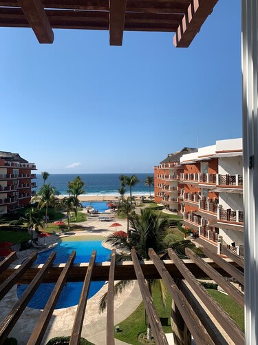 2 Bedroom Beachfront apartment at Vivo Resort Puerto Escondido