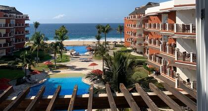 2 Bedroom Beachfront apartment at Vivo Resort Puerto Escondido