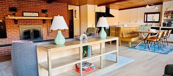 Let’s go to Ozran Cottage - a mid-century Lakefront getaway