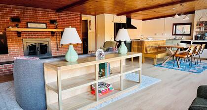 Let’s go to Ozran Cottage - a mid-century Lakefront getaway