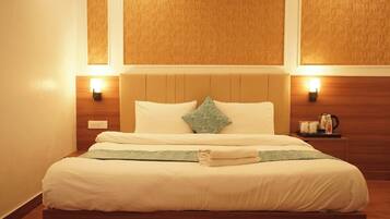 Double Room | Desk, free WiFi