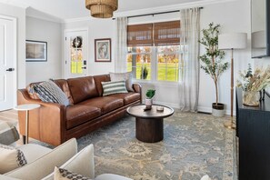 Living area - Bridle & Bourbon Retreat is a private home for intimate groups of up to 6 guests (Shelbyville)