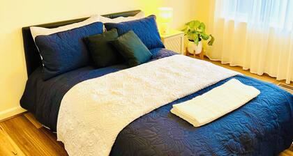 Renovated Spacious 2BR Apartment with AC & Free Parking/ Pet Friendly