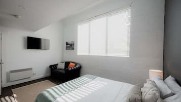 5 chambres, fer et planche à repasser, Wi-Fi, draps fournis