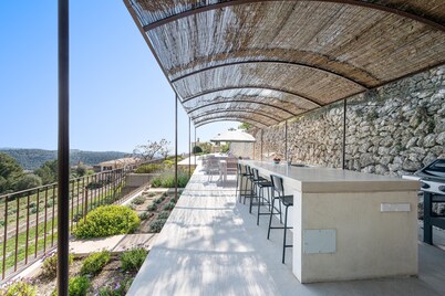 CAN CABELLUT - Villa with private pool and mountain views - Free WiFi