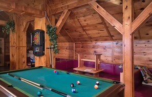 Spielezimmer