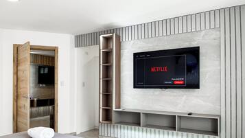 BĂŒgeleisen/BĂŒgelbrett, Internetzugang, BettwĂ€sche