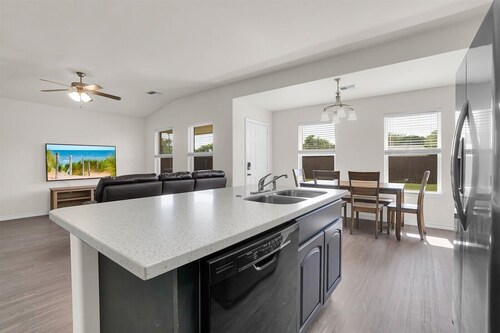 Charming 3-bedroom house in gorgeous Altus with AC