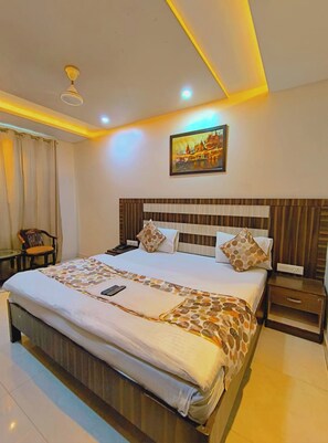 Dobbeltværelse | Skrivebord, lydisolering, gratis Wi-Fi