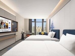Business Twin Room, City View | Desk, laptop workspace, blackout drapes, soundproofing - Hampton by Hilton Sijiqing Qianjiang New Town (Hangzhou)