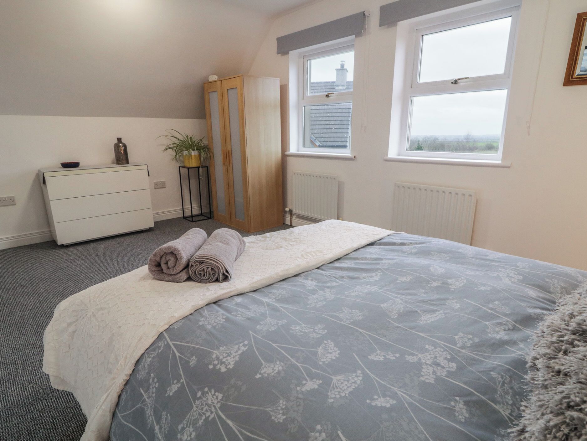 1 غرفة نوم وبديكورات فريدة لكل غرفة وطراز فريد لكل وحدة