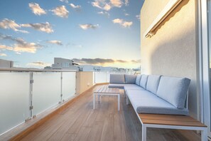 Attico, vista città | Terrazza/patio