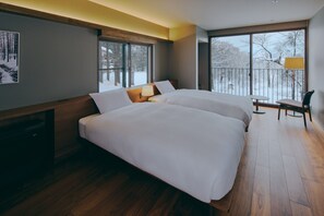 In-room safe, laptop workspace, free WiFi, bed sheets - Villa El Cielo Myoko (Myoko)