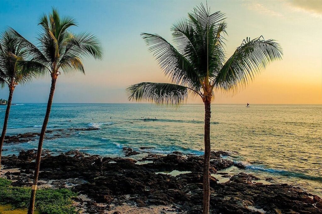 Sun-loungers, beach towels