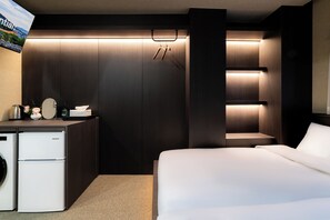 Habitació amb dos llits individuals Deluxe, vistes a la ciutat | Wifi gratuïta 