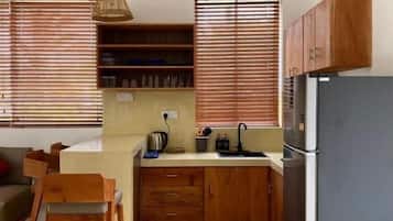 Luxury Apartment, Patio, Courtyard View | Private kitchen