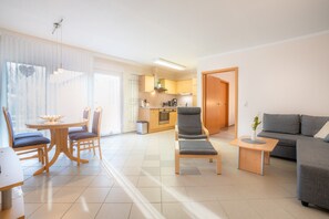 Interior - Cozy 2-Room Apartment on Usedom Island, Ground Floor, Perfect for 2 to 4 Guests (Pudagla)