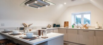 Beautiful 2 Bedroom Apartment in Malvern