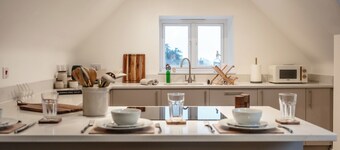 Beautiful 2 Bedroom Apartment in Malvern