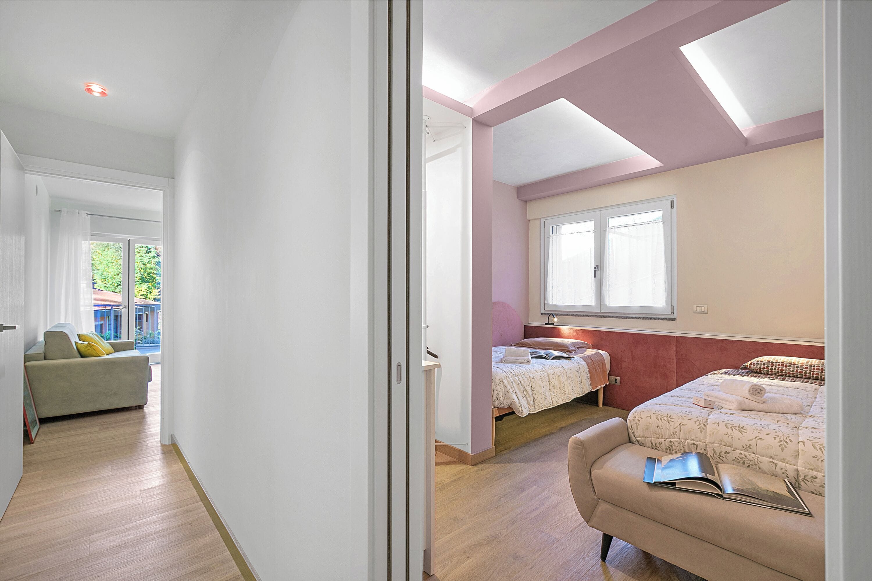 Familienapartment, Mehrere Schlafzimmer, Bergseite (Appartamento Ciclamino) | 1 Schlafzimmer, laptopgeeigneter Arbeitsplatz, Bügeleisen/Bügelbrett
