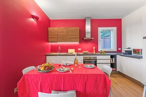 Family Apartment, Multiple Bedrooms, Mountainside (Appartamento Ciclamino) | Dining room - Appartamento Ciclamino (Turin)