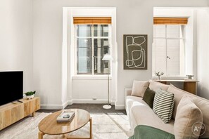Smart TV - Stylish 1 Bedroom in Sydney CBD with Rooftop Pool! (Sydney)