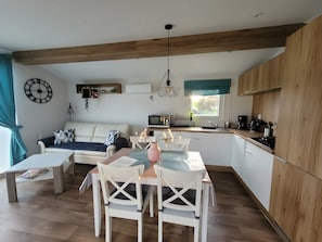 Interior - Holiday Home Concordia by the Lake with Covered Terrace and Air Conditioning (Seeland)