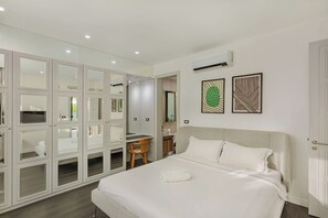 Zimmersafe, Bügeleisen/Bügelbrett, kostenloses WLAN